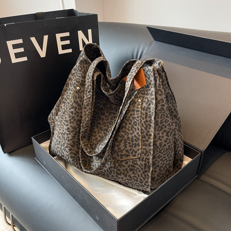 Leopar Desenli Bez Çanta Vinta - Women'S Vegan Bags incelemesi ve fiyatı