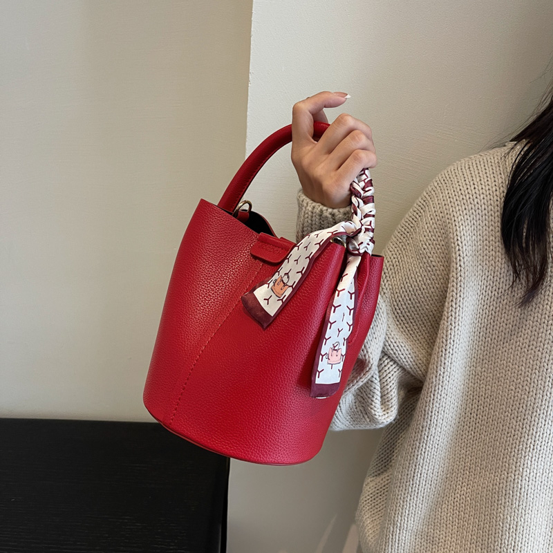 Kırmızı PU Kova Omuz ve Crossb - Women Hand Bags Sale incelemesi ve fiyatı